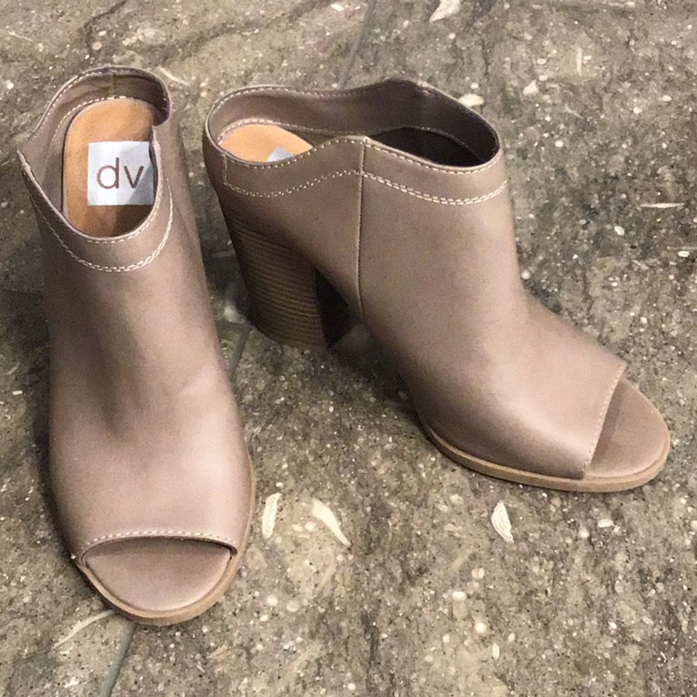 DV booties, light brown, 8